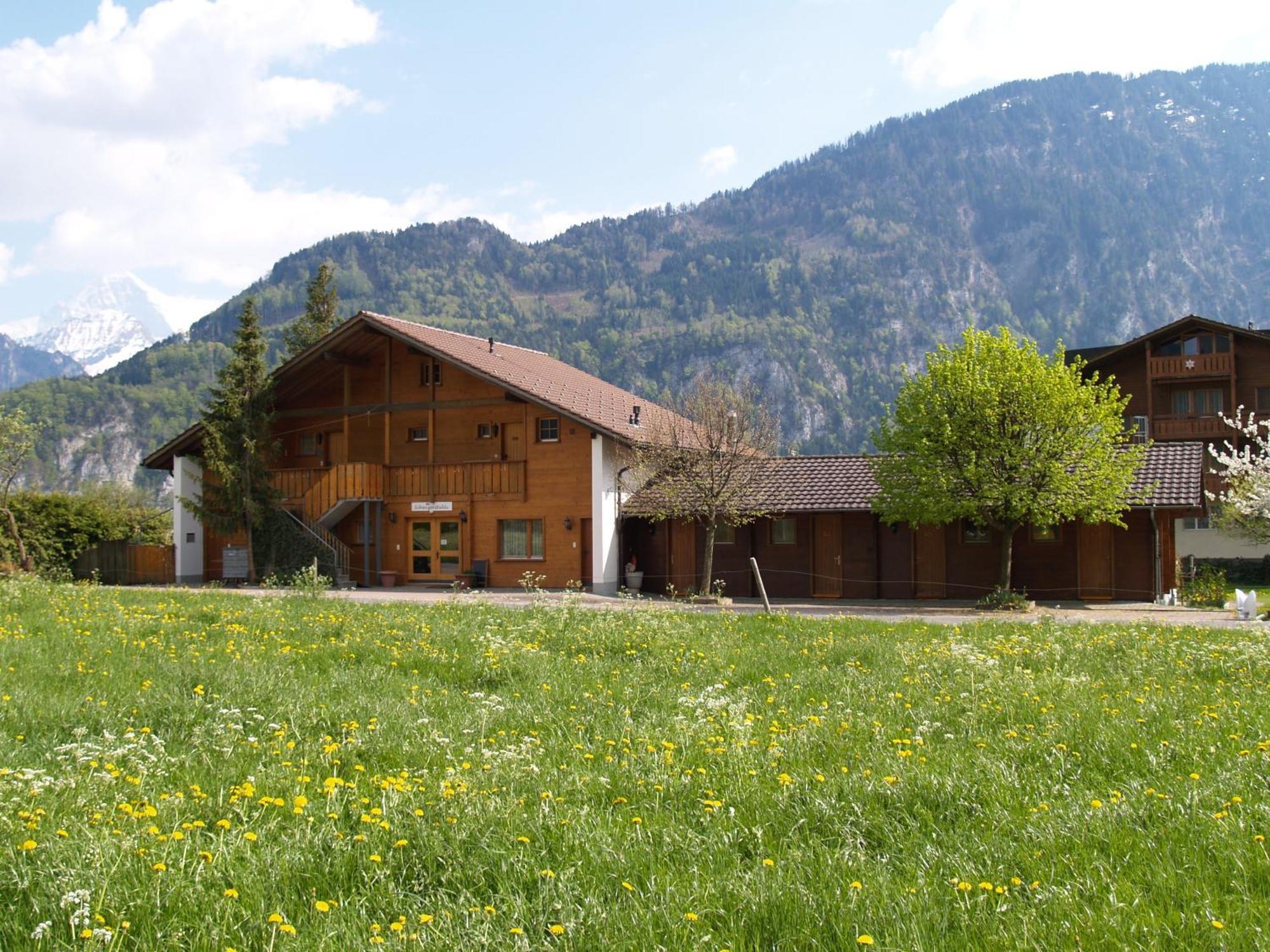 Salzano Basic Rooms Interlaken Unterseen Esterno foto