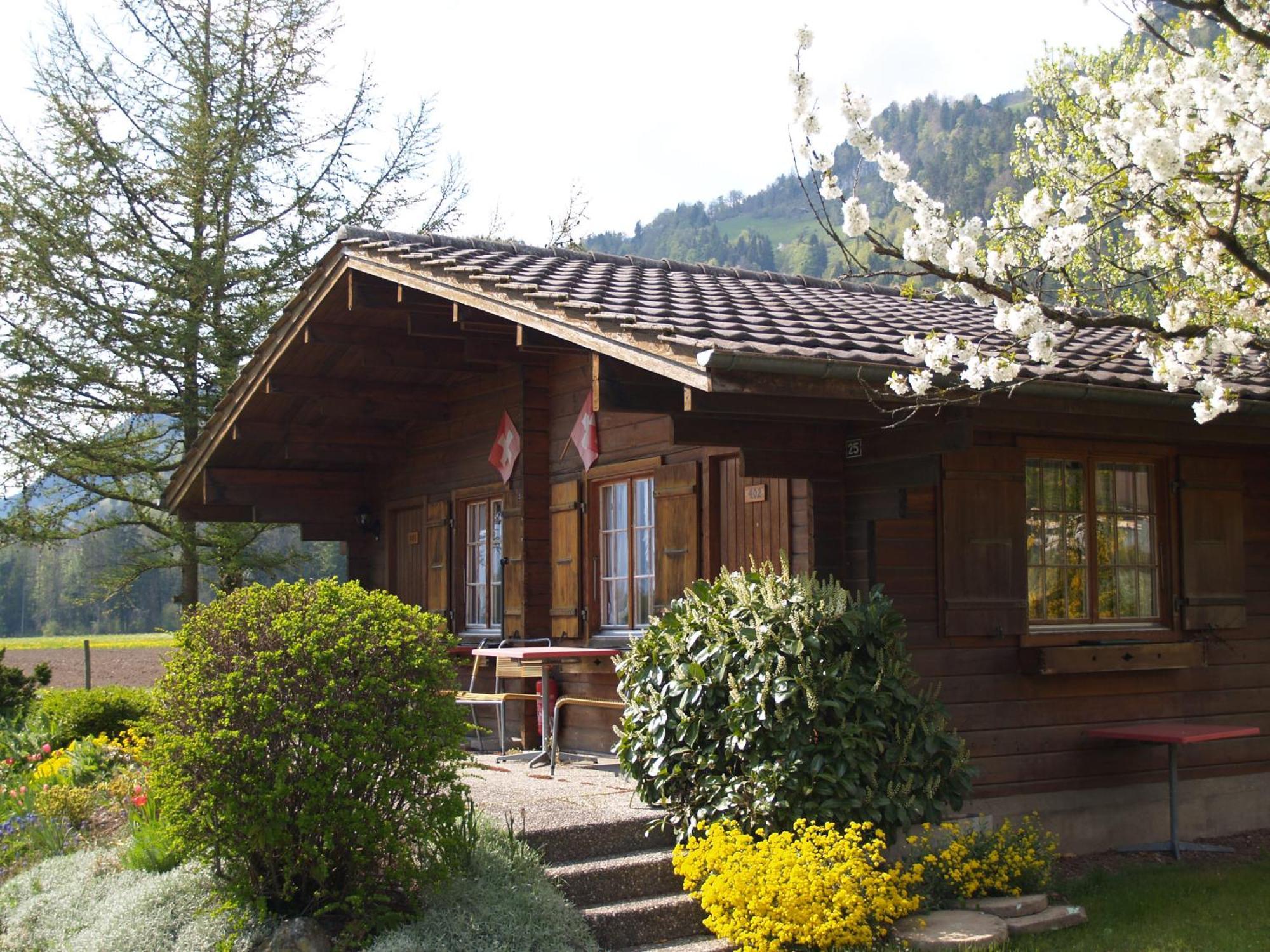 Salzano Basic Rooms Interlaken Unterseen Esterno foto